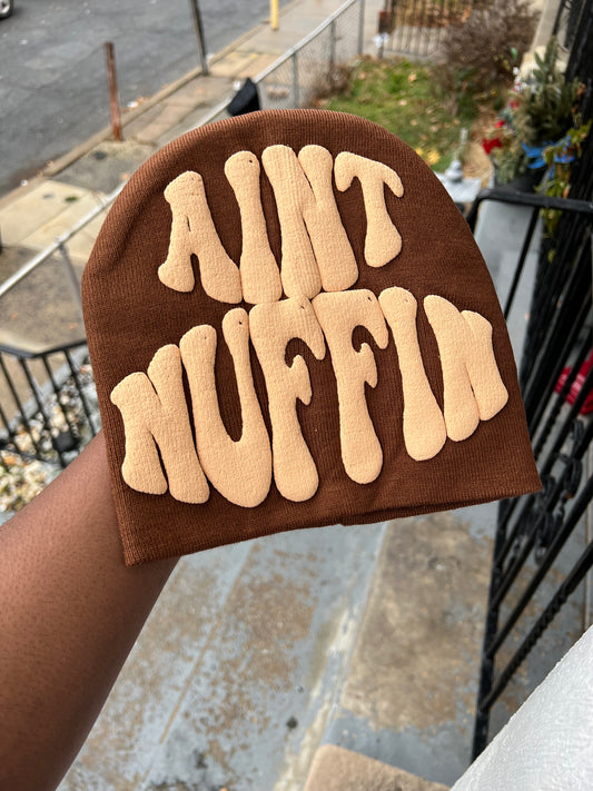 Brown and tan beanie ain’t nuffin